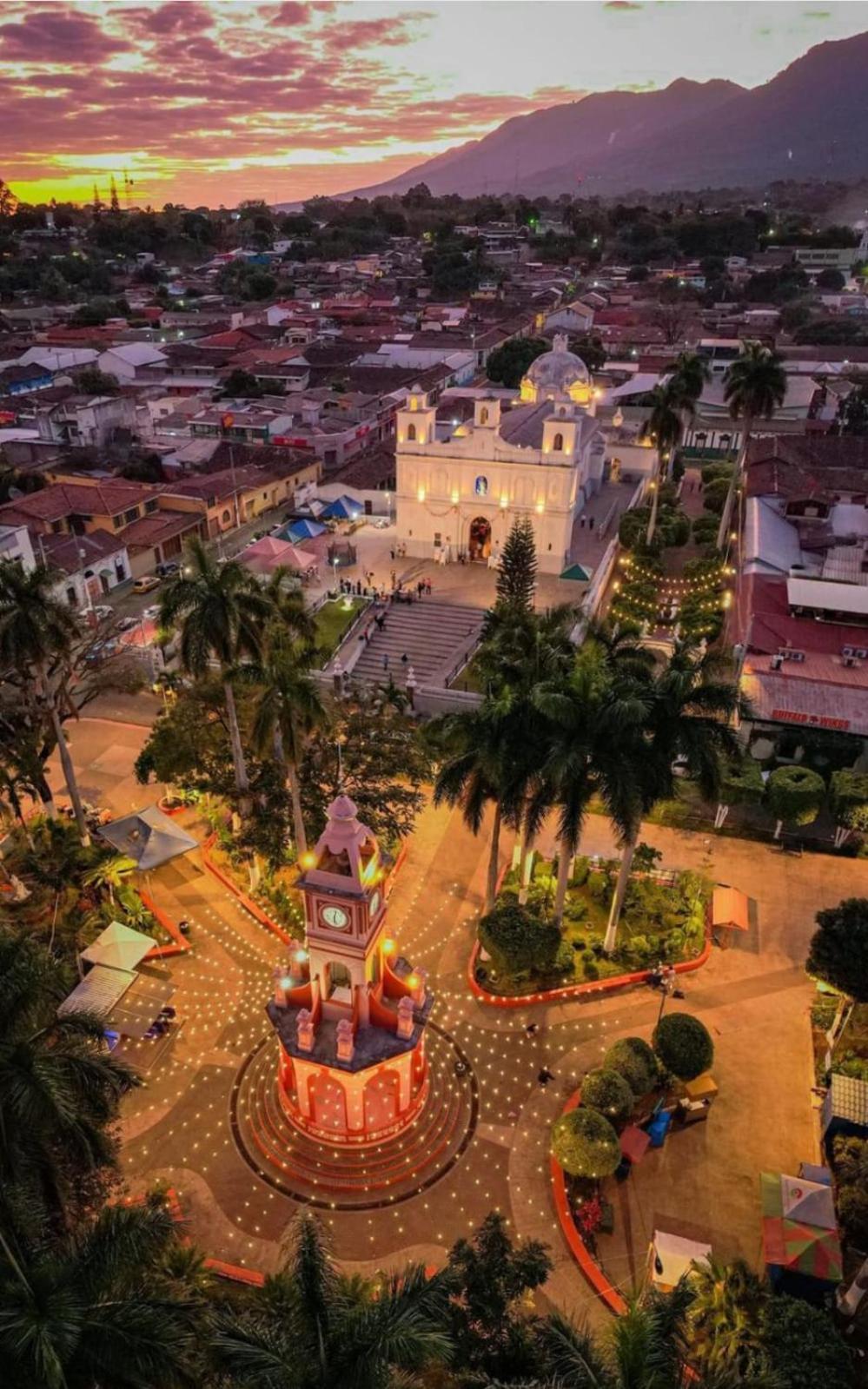 Ahuachapán La Casa de Mamapán Hotel Boutique Esterno foto